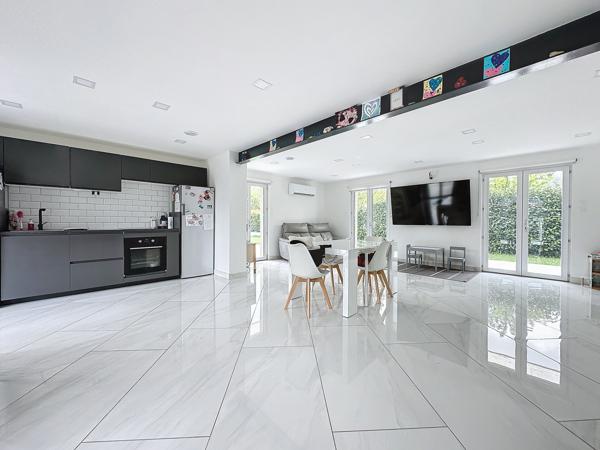 Maison 5 pièces - 194 m²