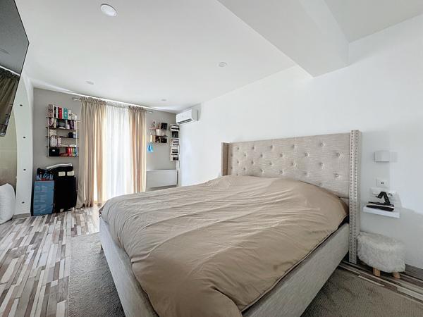 Maison 5 pièces - 194 m²