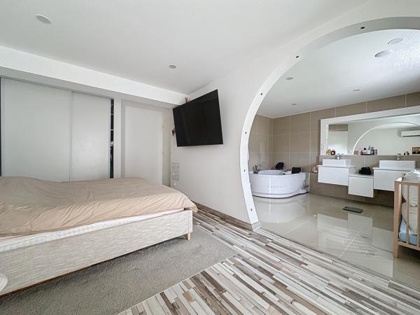 Maison 5 pièces - 194 m²