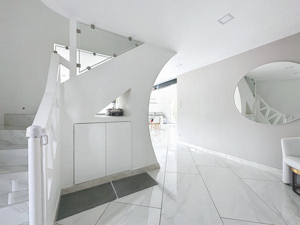 Maison 5 pièces - 194 m²