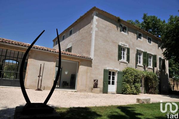 Hotel restaurant for sale 3 000 m² Nîmes