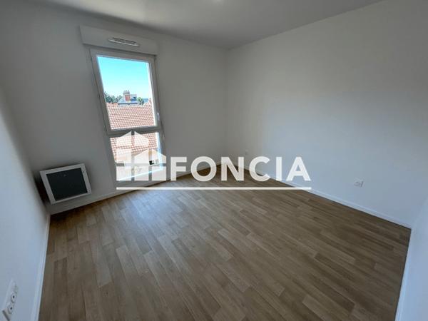 Location Appartement 2 pièces 46.22 m² - Petit-couronne 76650