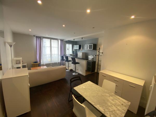 37m² - 2 pièces - rue des Batignolles - 5e étage avec ascenseur, calme et lumineux