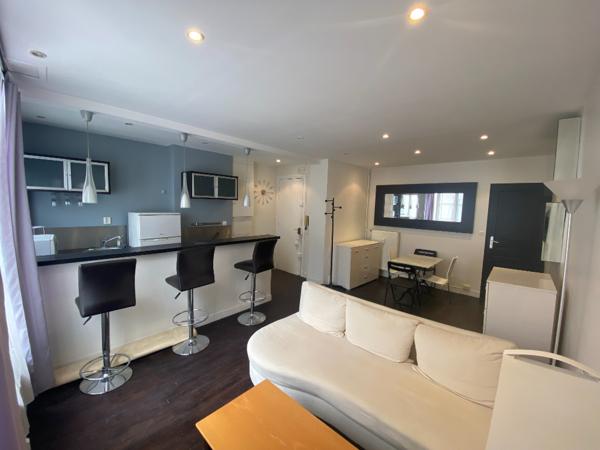 37m² - 2 pièces - rue des Batignolles - 5e étage avec ascenseur, calme et lumineux