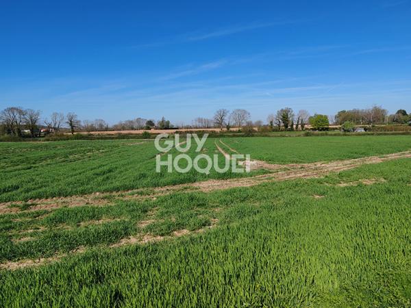 Terrain à bâtir au centre de Saint Just 803 m2