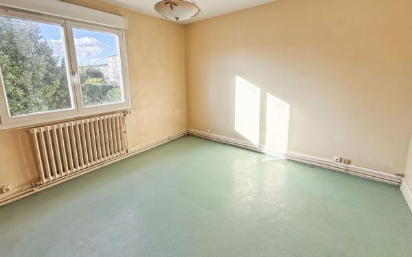 Maison à vendre    4 pièces • 79 m2 Orléans