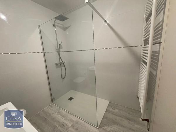 Appartement à louer 1 pièce 41.27m² Saint-Julien-en-Genevois (74160)