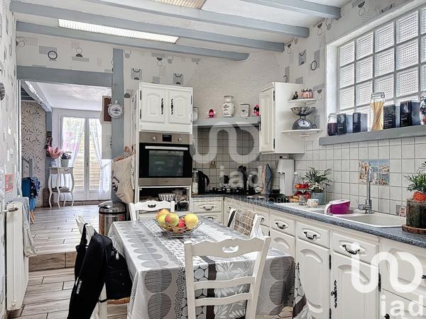 Building for sale 356 m² Aumale