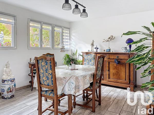 Building for sale 356 m² Aumale