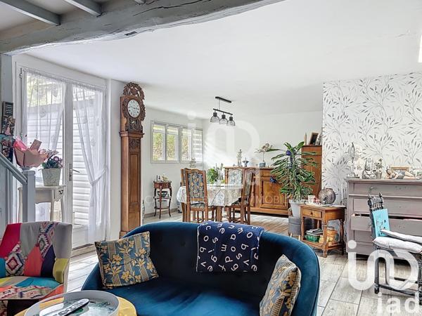 Building for sale 356 m² Aumale