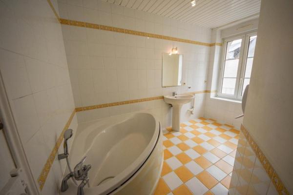 Vente / Maison en pierre