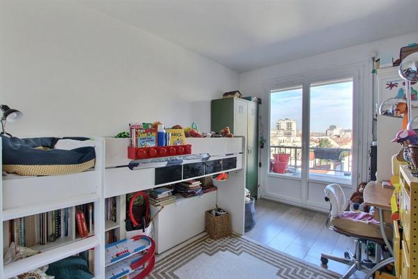 Appartement Asnieres Sur Seine 3 pièces 64.54 m2 + balcons