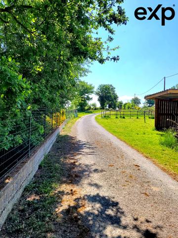Propriété de caractère, Domaine équestre et gîte touristique au cœur de la nature