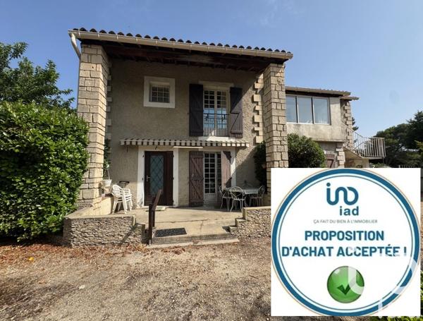 House for sale 8 rooms 158 m² Vedène