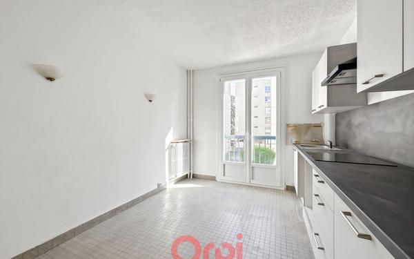 Appartement à louer    3 pièces • 77,83 m2 Lyon 3