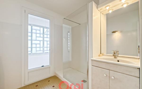 Appartement à louer    3 pièces • 77,83 m2 Lyon 3