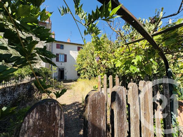 Maison à vendre  2 pièces - 90,19 m 2   PEYRAT DE BELLAC  - 87