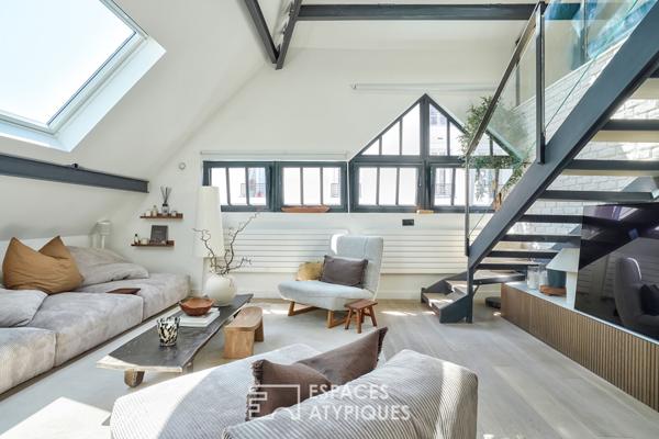 Loft rénové en dernier étage
