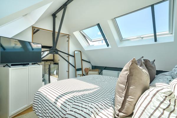Loft rénové en dernier étage