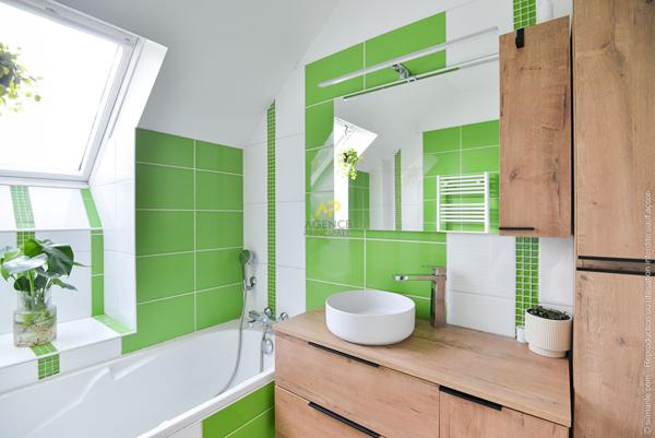 Maison 750 000 € ** - Référence 2033