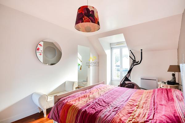 Maison 750 000 € ** - Référence 2033