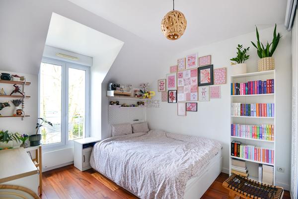 Maison 750 000 € ** - Référence 2033