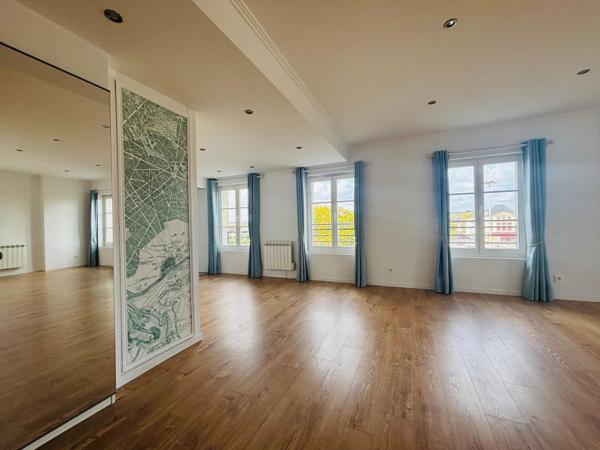 Beau duplex d'environ 125m² en centre ville