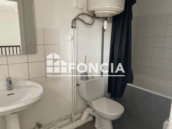 Location Appartement 2 pièces 30.05 m² - 1 RUE FOUGEREAU Orleans 45100