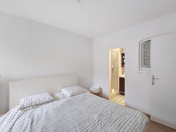 Appartement La Seyne Sur Mer de 5 pièces de 96 m² avec 4 chambres, terrasse et garage