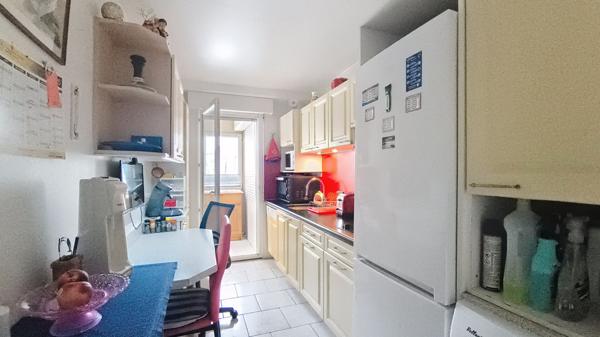 PORT FREJUS T3 VUE PORT