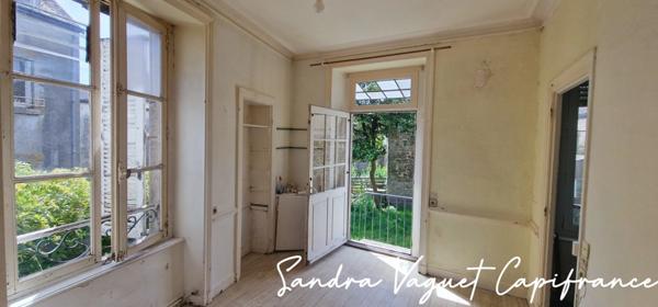 Appartement 4 pièces divisable en 2 studios Hyper centre PONTIVY (56)