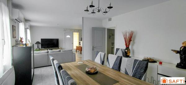 Maison de village rénovée.