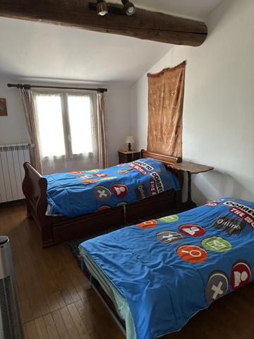 Greasque - Maison 6 pièce(s) - 131 m2 - terrain clôturé 1000 m2 - vue Sainte-Victoire - garage - piscine