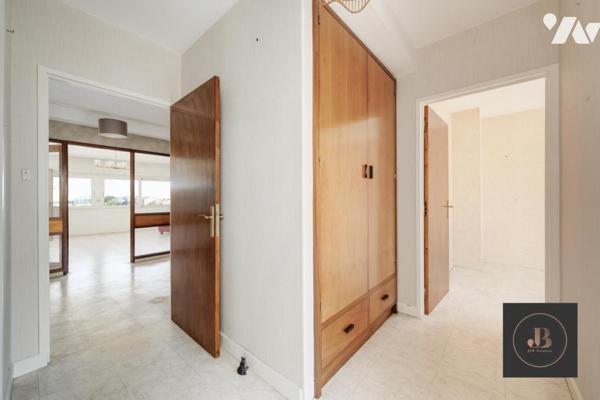 Appartement F4 avec garage 