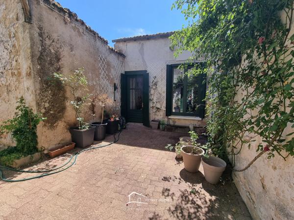 MAISON DE BOURG 4 CHAMBRES 170m² Ménigoute (79340)
