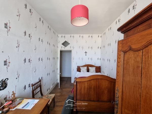 MAISON DE BOURG 4 CHAMBRES 170m² Ménigoute (79340)