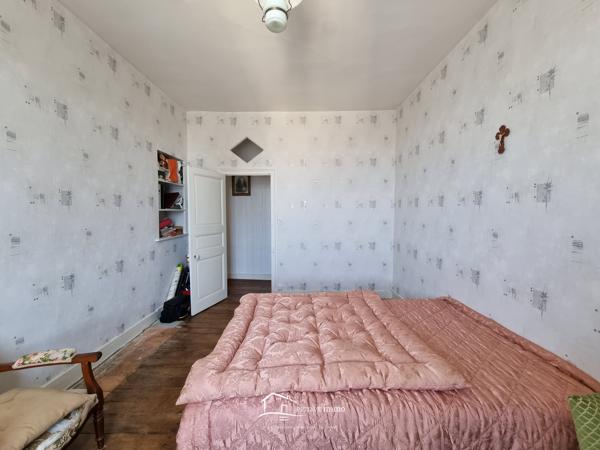 MAISON DE BOURG 4 CHAMBRES 170m² Ménigoute (79340)