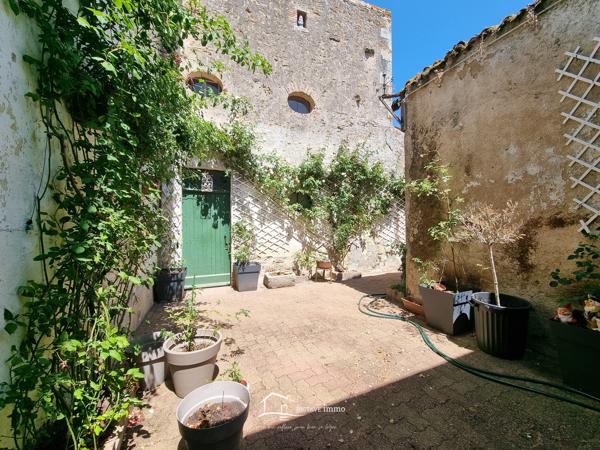 MAISON DE BOURG 4 CHAMBRES 170m² Ménigoute (79340)