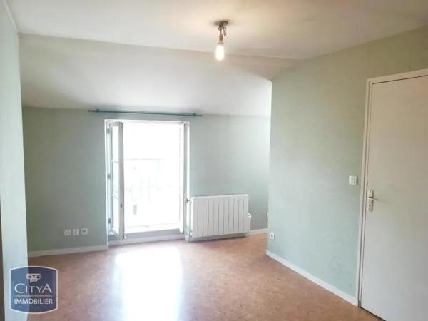 Appartement à louer 2 pièces 43m² Blois (41000)