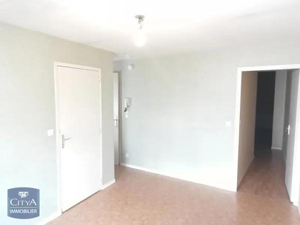 Appartement à louer 2 pièces 43m² Blois (41000)