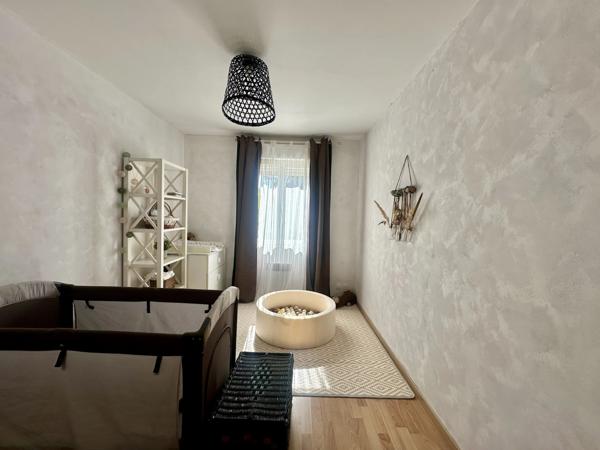 Maison de cinq chambres avec garage et piscine à Bergerac