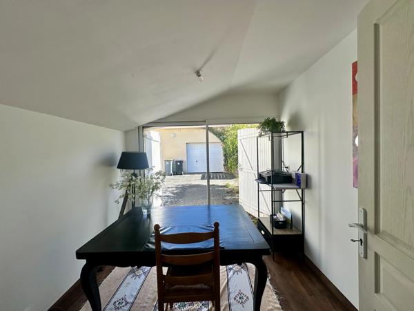 Maison de cinq chambres avec garage et piscine à Bergerac