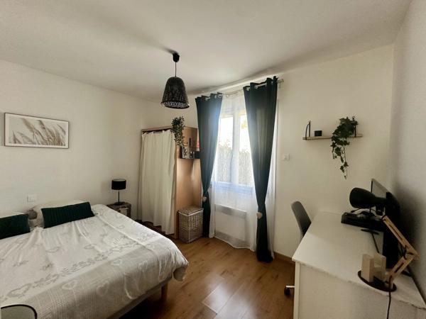 Maison de cinq chambres avec garage et piscine à Bergerac