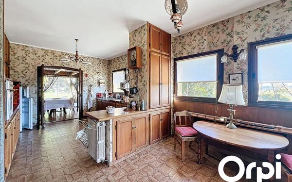 Maison à vendre    5 pièces •  Sotta