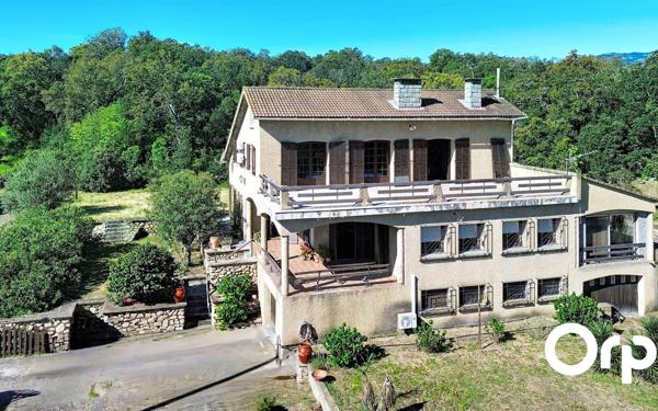 Maison à vendre    5 pièces •  Sotta