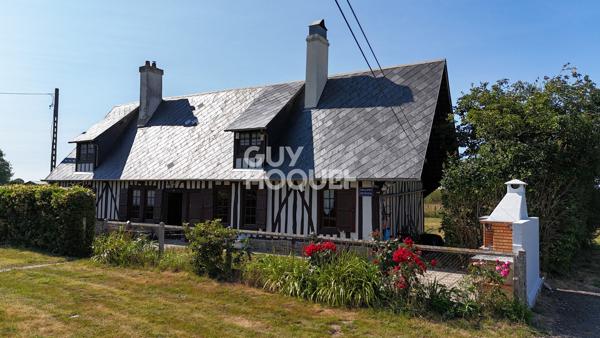 A seulement 5 km de Bernay, à la campagne dans un petit hameau .