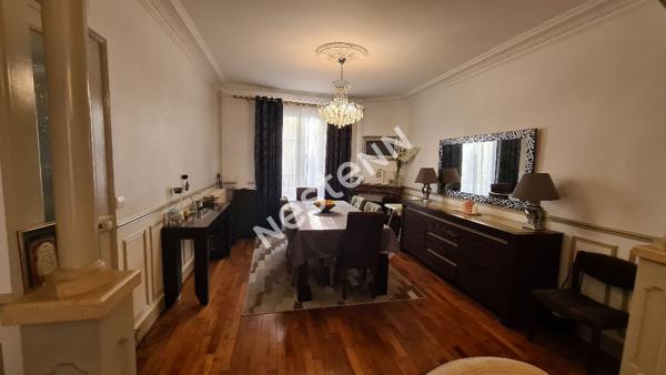 Maison Rosny Sous Bois 7 pièce(s) 158.65 m2