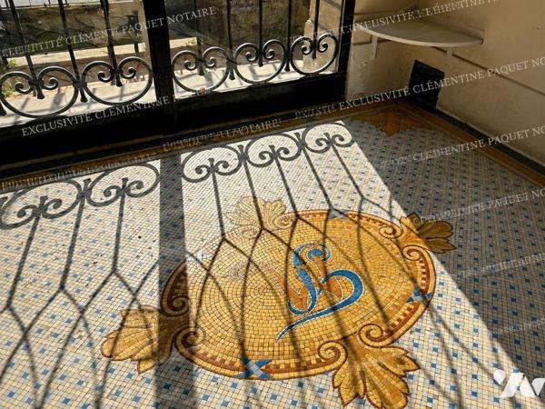 CHAUNY - Élégante demeure de maître au coeur d'un parc arboré

Édifiée au début du XXe siècle...