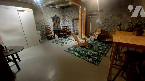 maison de ville rénovée avec 3 appartements et terrasse