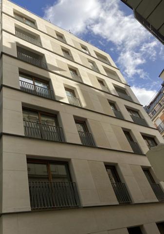 fonds de commerce à vendre PARIS 12e, surface 59.32 m2 + cave 4.89 m2